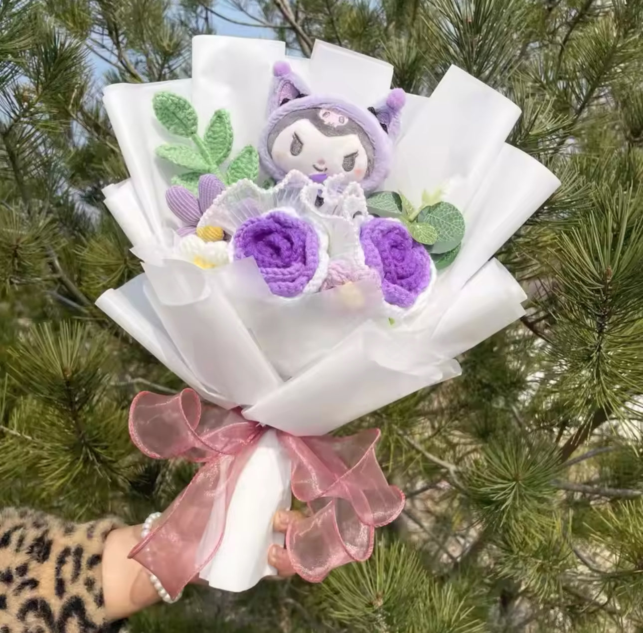 Kuromi Purple - White Vail Flower Bouquet