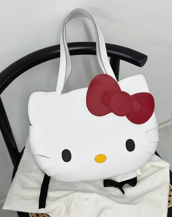 hello kitty handbag